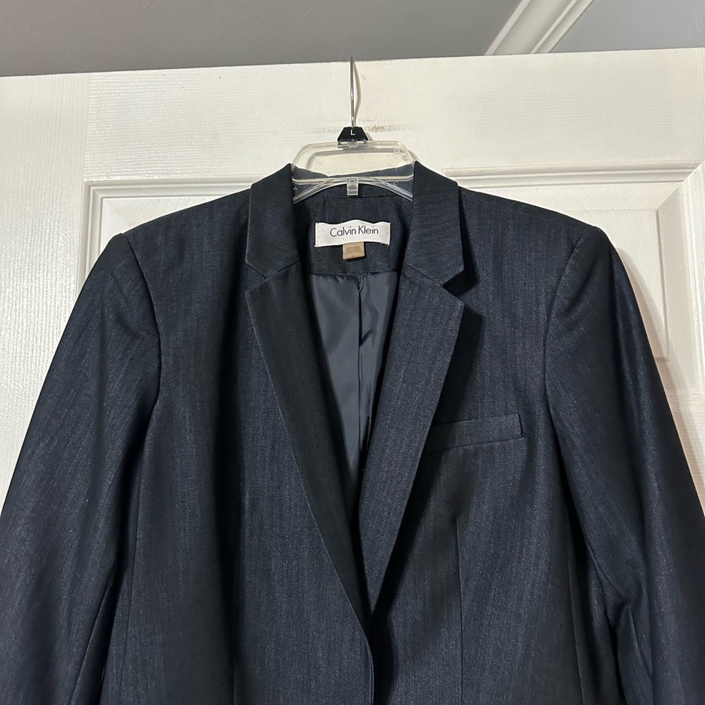 Calvin Klein Women’s Single Button Front Career Blazer - Picture 2 of 16
